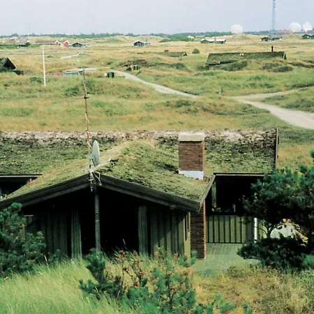 Two-bedroom Holiday In 20 *